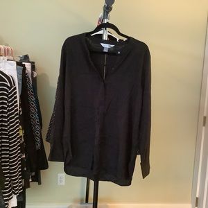 (Bin 7)  Old Navy button up loose blouse- L
